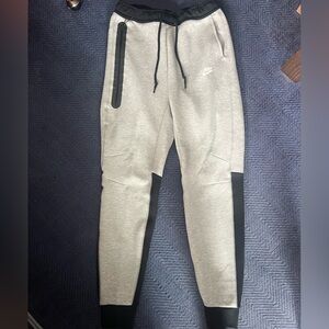 Nike tech sweatpants. Mens size medium. New with tags